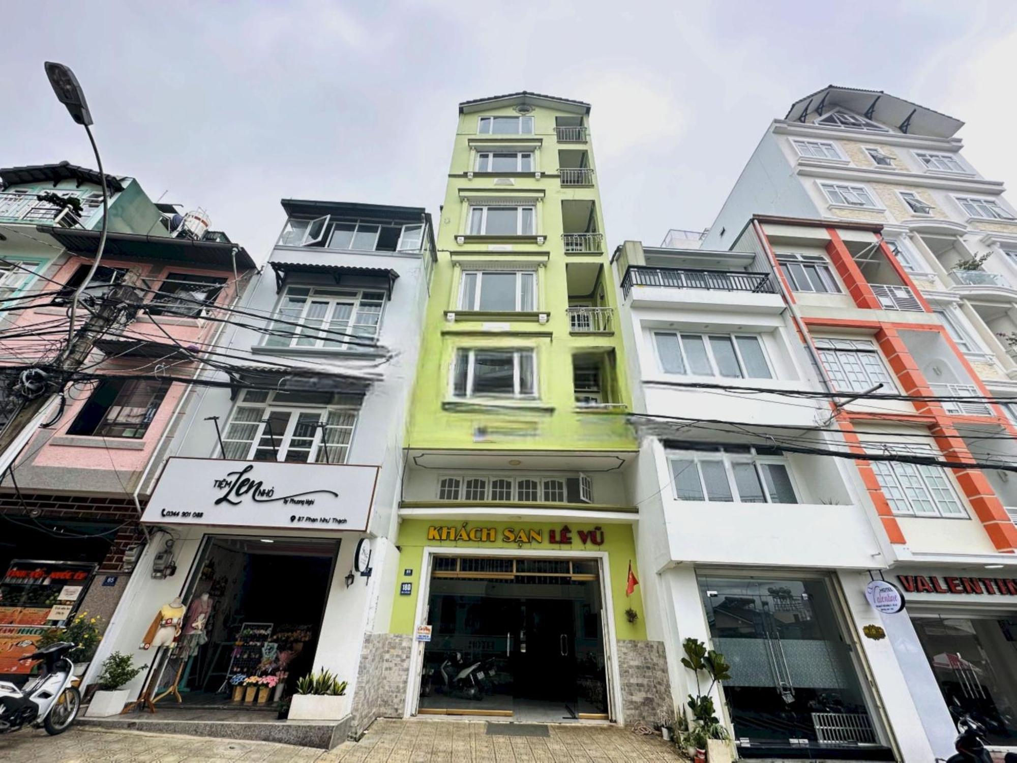 Oyo 1196 Le Vu Hotel Đà Lạt Exterior foto
