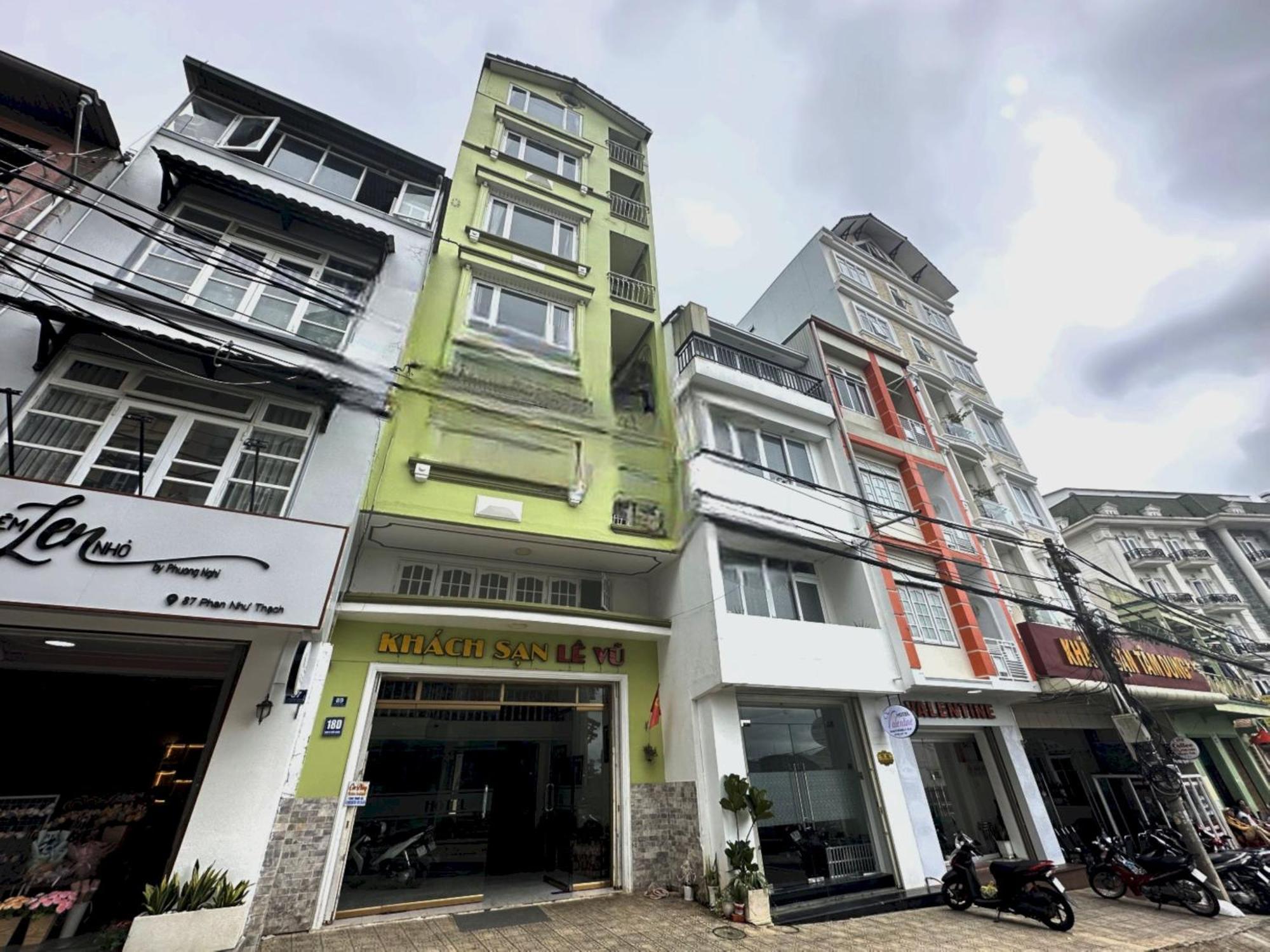 Oyo 1196 Le Vu Hotel Đà Lạt Exterior foto