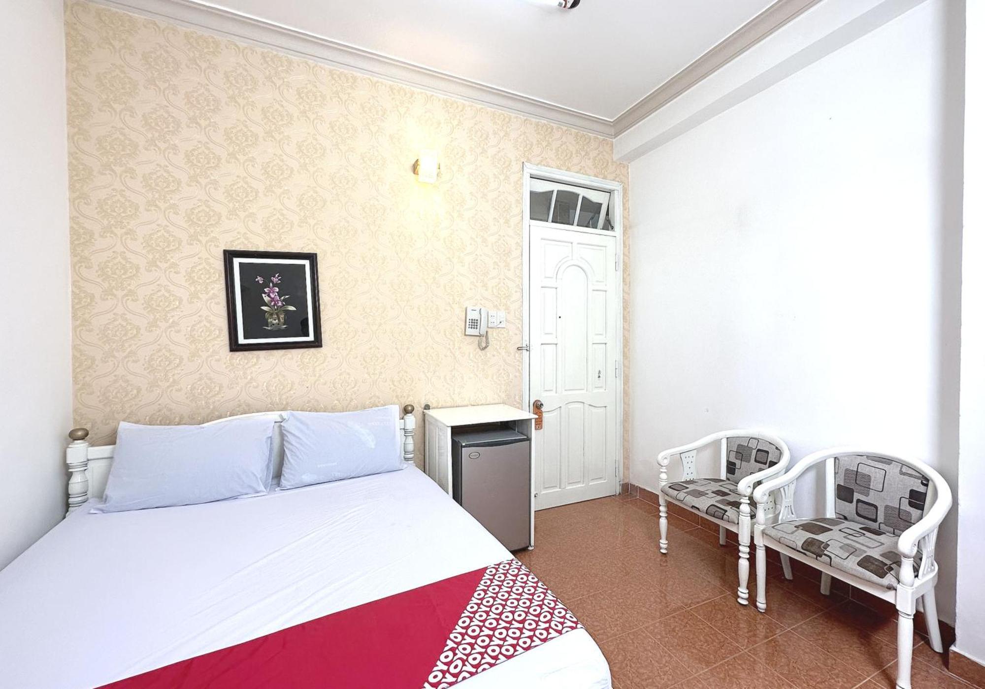 Oyo 1196 Le Vu Hotel Đà Lạt Exterior foto
