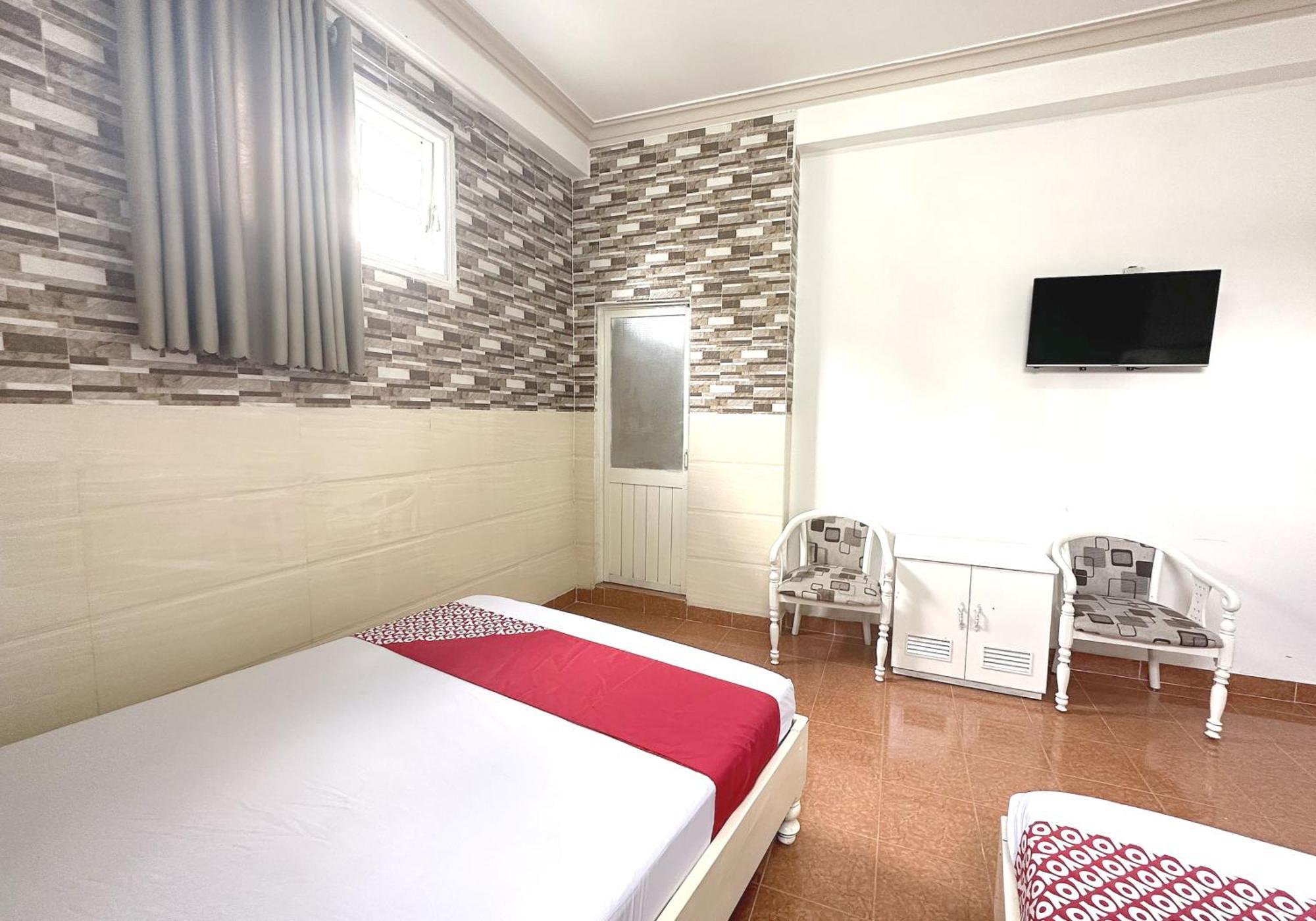 Oyo 1196 Le Vu Hotel Đà Lạt Exterior foto