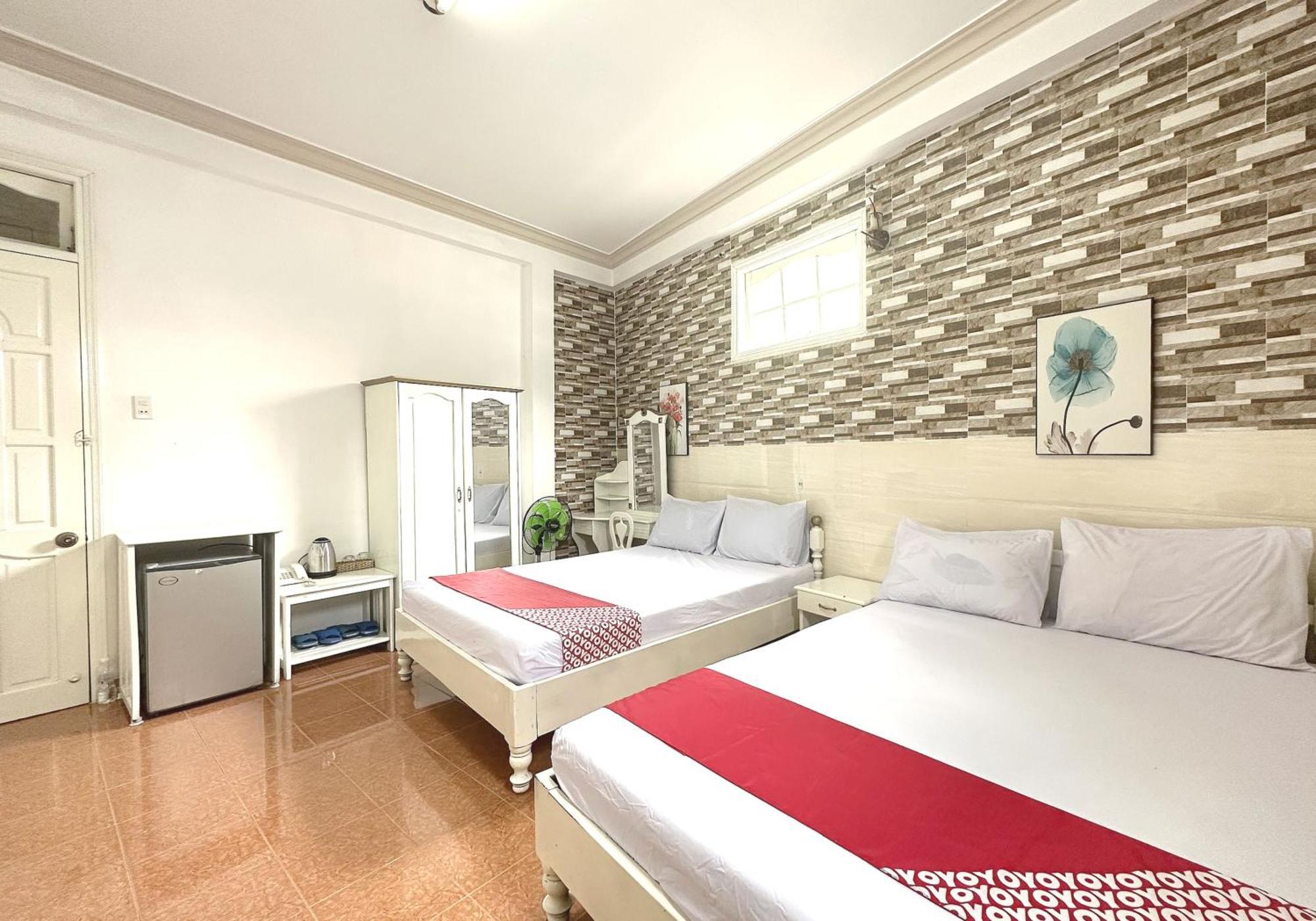 Oyo 1196 Le Vu Hotel Đà Lạt Exterior foto