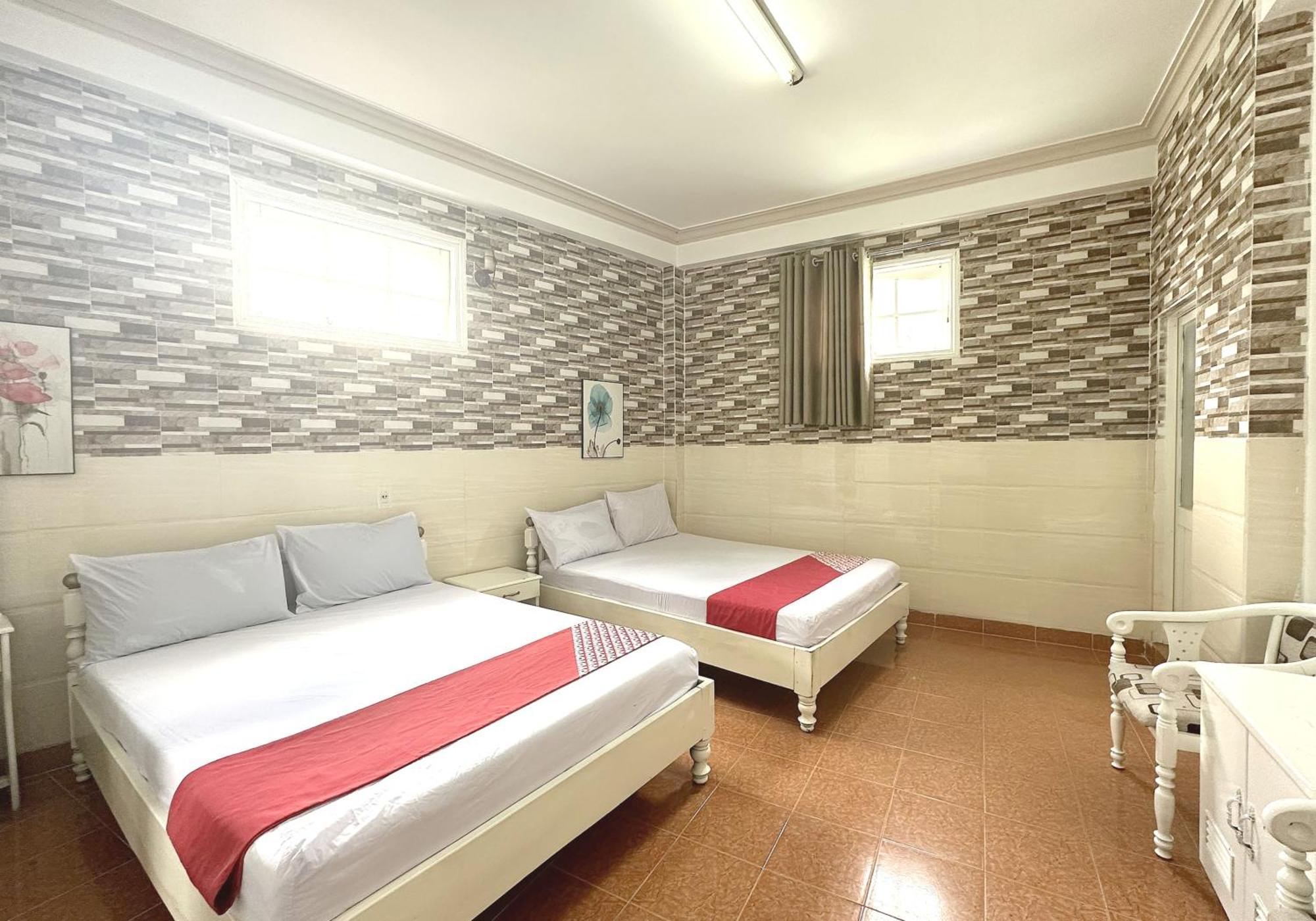 Oyo 1196 Le Vu Hotel Đà Lạt Exterior foto