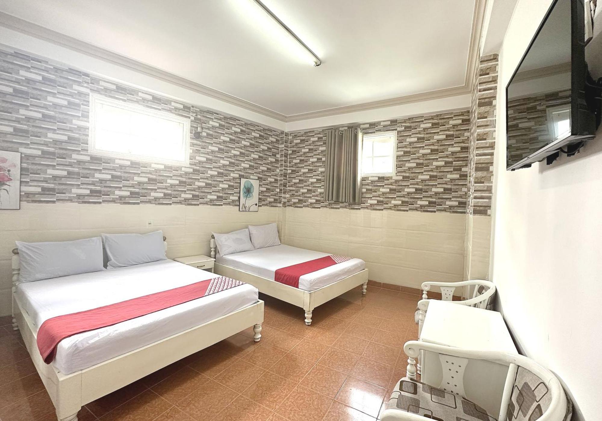 Oyo 1196 Le Vu Hotel Đà Lạt Exterior foto