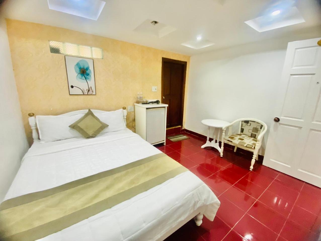 Oyo 1196 Le Vu Hotel Đà Lạt Exterior foto