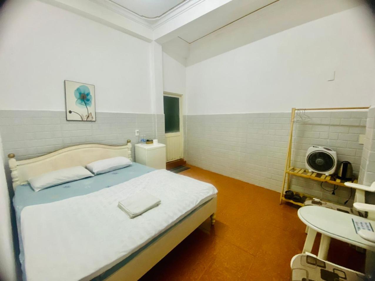 Oyo 1196 Le Vu Hotel Đà Lạt Exterior foto