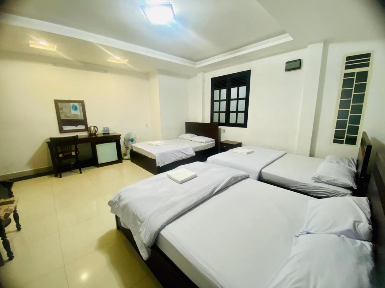 Oyo 1196 Le Vu Hotel Đà Lạt Exterior foto