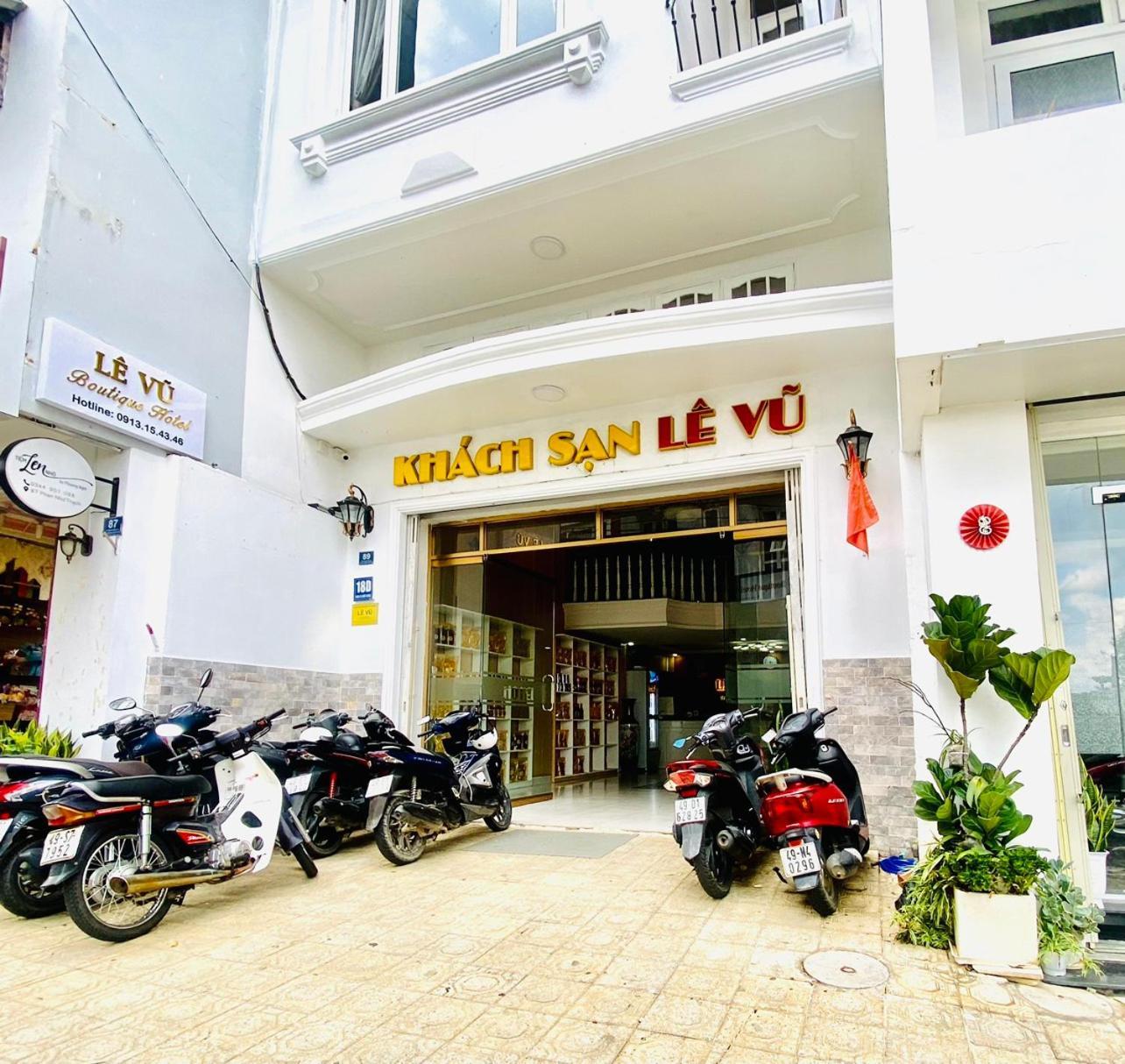 Oyo 1196 Le Vu Hotel Đà Lạt Exterior foto